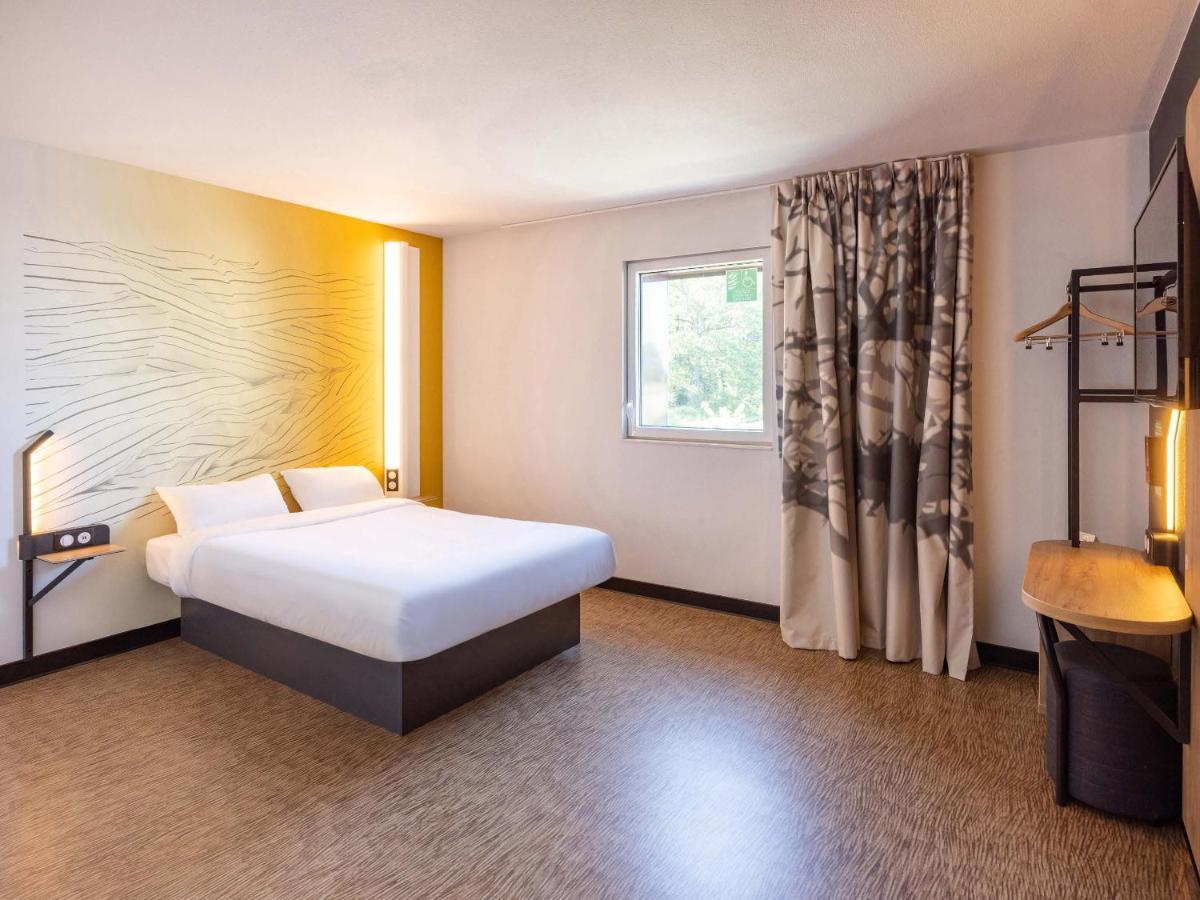 B&B Hotel Rennes Parc Expo Aeroport Bruz Exteriör bild